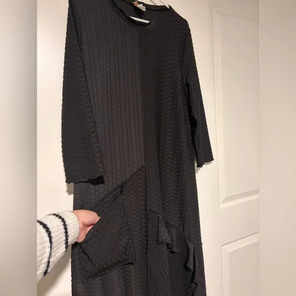 🖤Black Zadie B’s Long Sleeve Dress🖤 - Picture 2 of 4